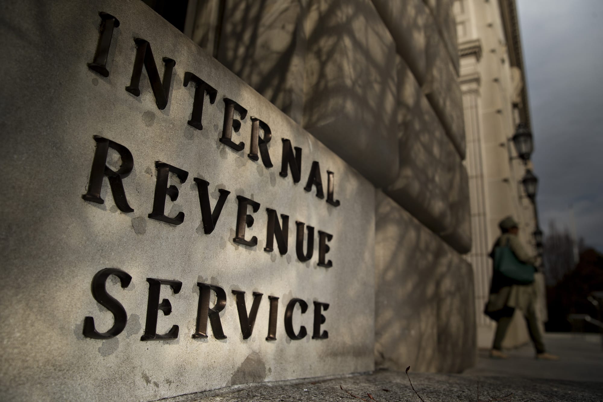 IRS Mistakenly Sends Billions of Tax Return Funds To Ukraine